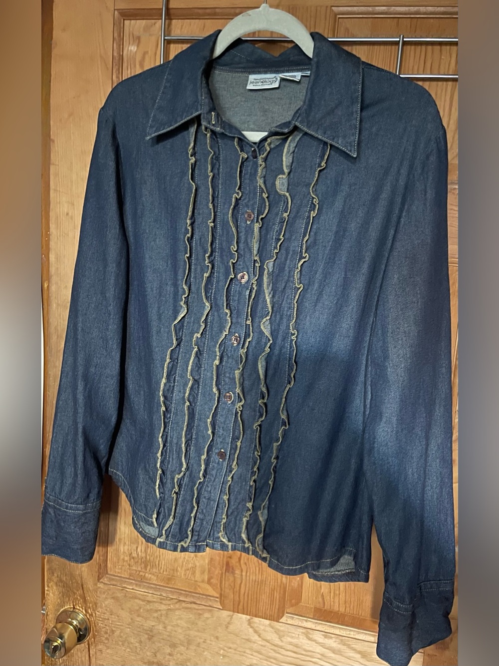 Vintage Newport News Ruffle Denim Button Down Shirt - Size 16 (Excellent Conditi